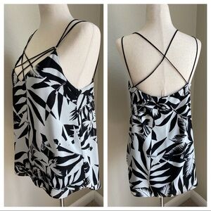 Black & White Tropical Print Strappy Cami | Express | S